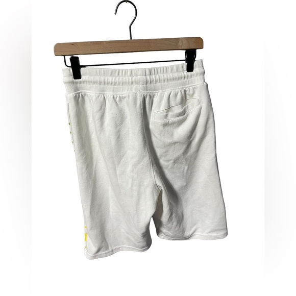 Genuine Streetwear Graffiti Short & Tee Set White and Bright Size Small - Picture 7 of 13
